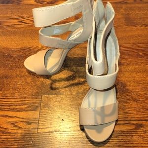 Steve Madden Nude Heels